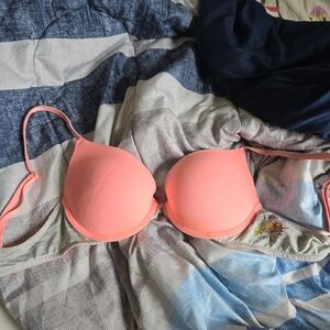 Victorias Secret Pink Push Up Bra